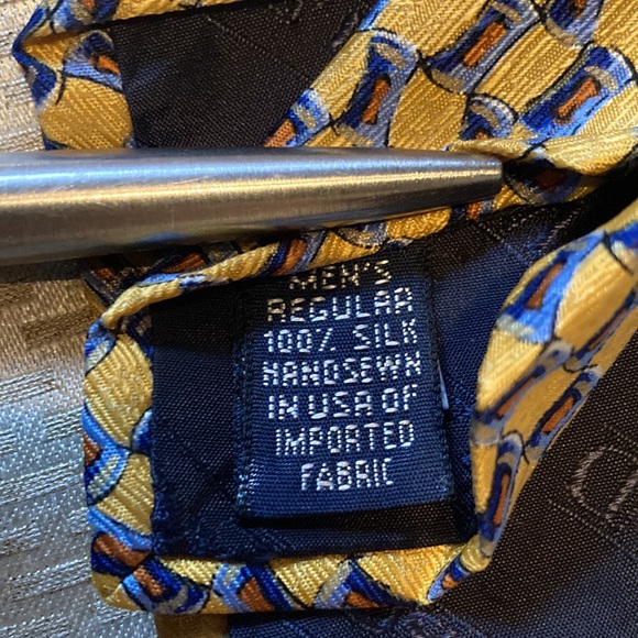 Lands’ End Yellow Blue Orange Men’s Silk Tie - Picture 6 of 6